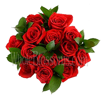 Red Romance rose centerpiece with rich color, perfect for weddings, romantic events, and premium arrangements.