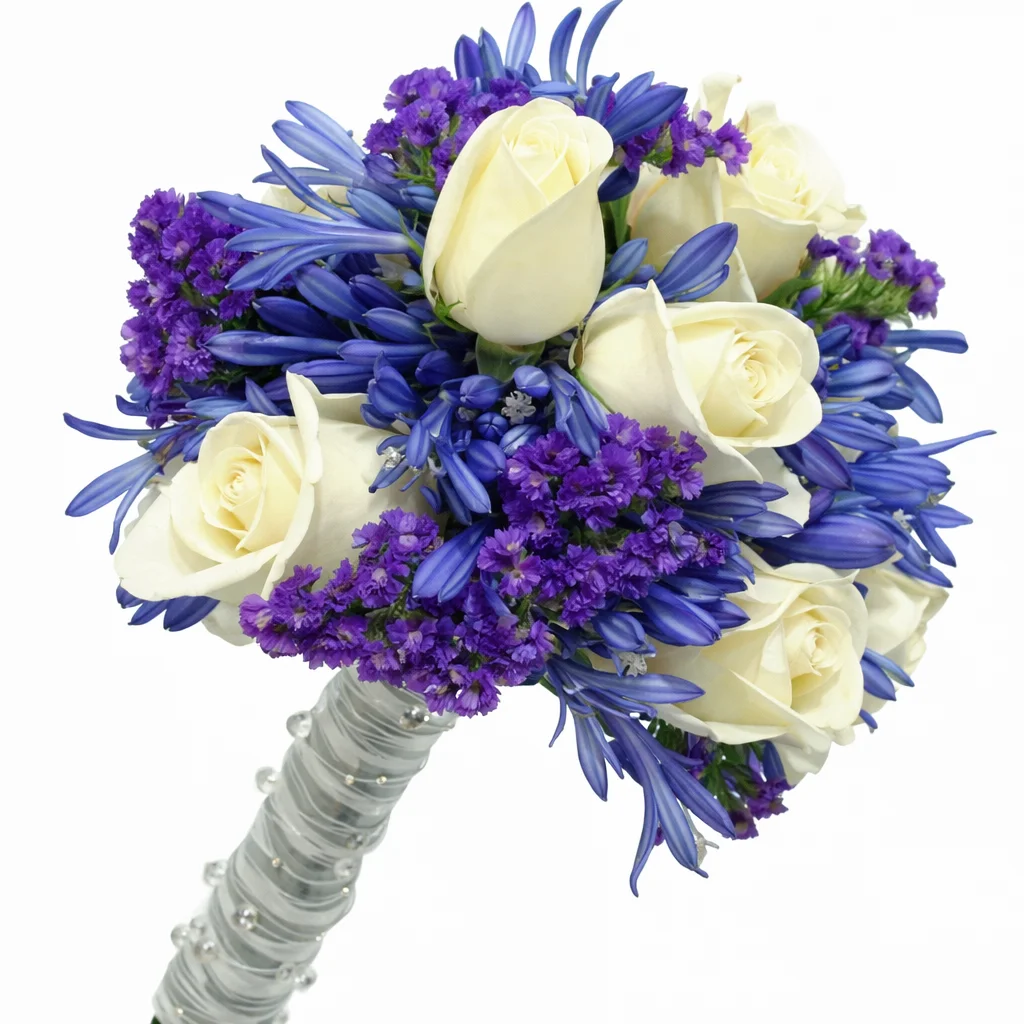 White and blue nosegay rose bouquet, perfect for weddings, soft gifts, and romantic floral styling.