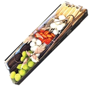 Autumn-themed dried flower box decor.