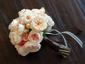 wholesale White roses
