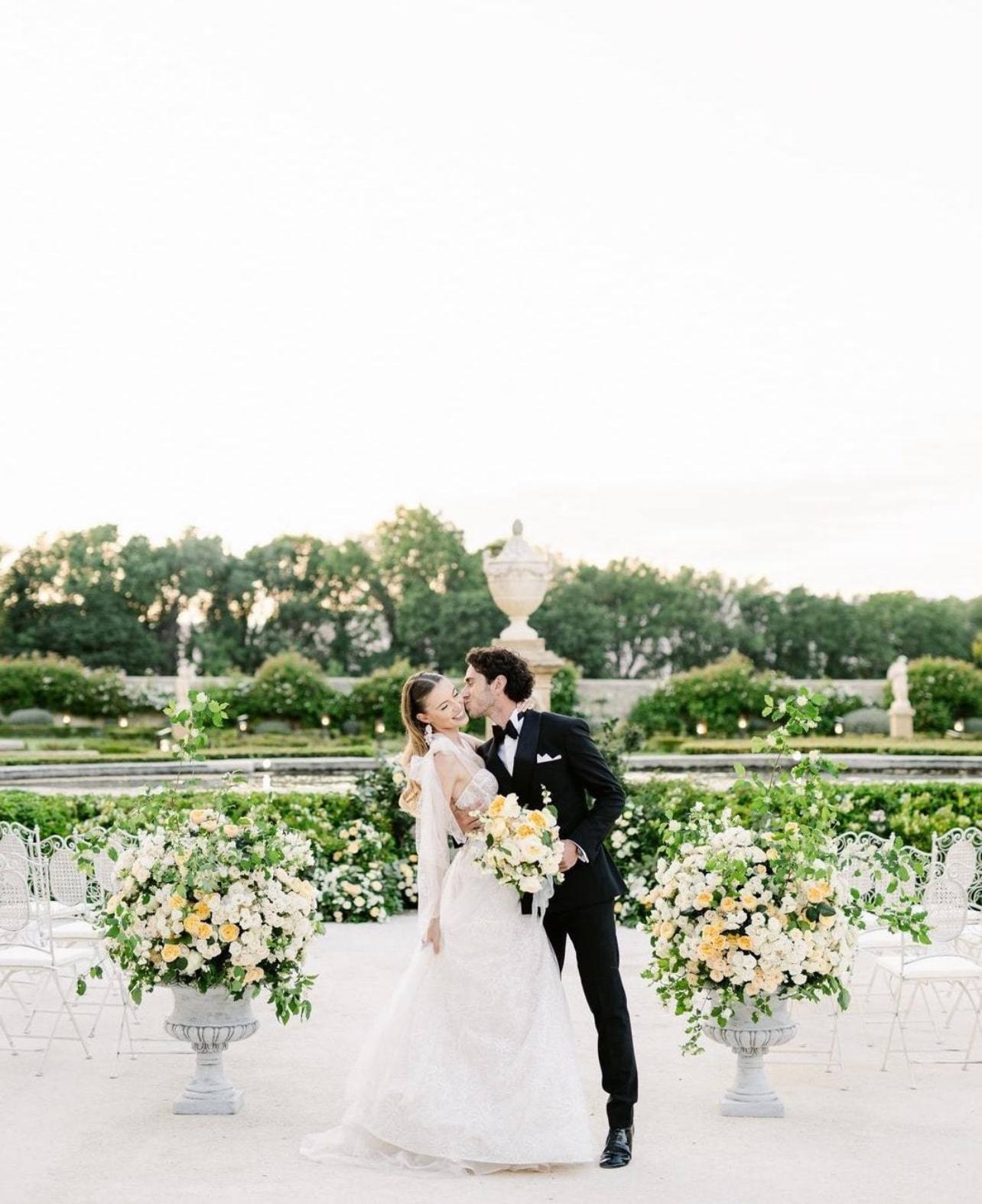Yellow and green wedding 60 photos - Astyledwedding.com Yellow and green wedding 60 photos - Astyledwedding.com