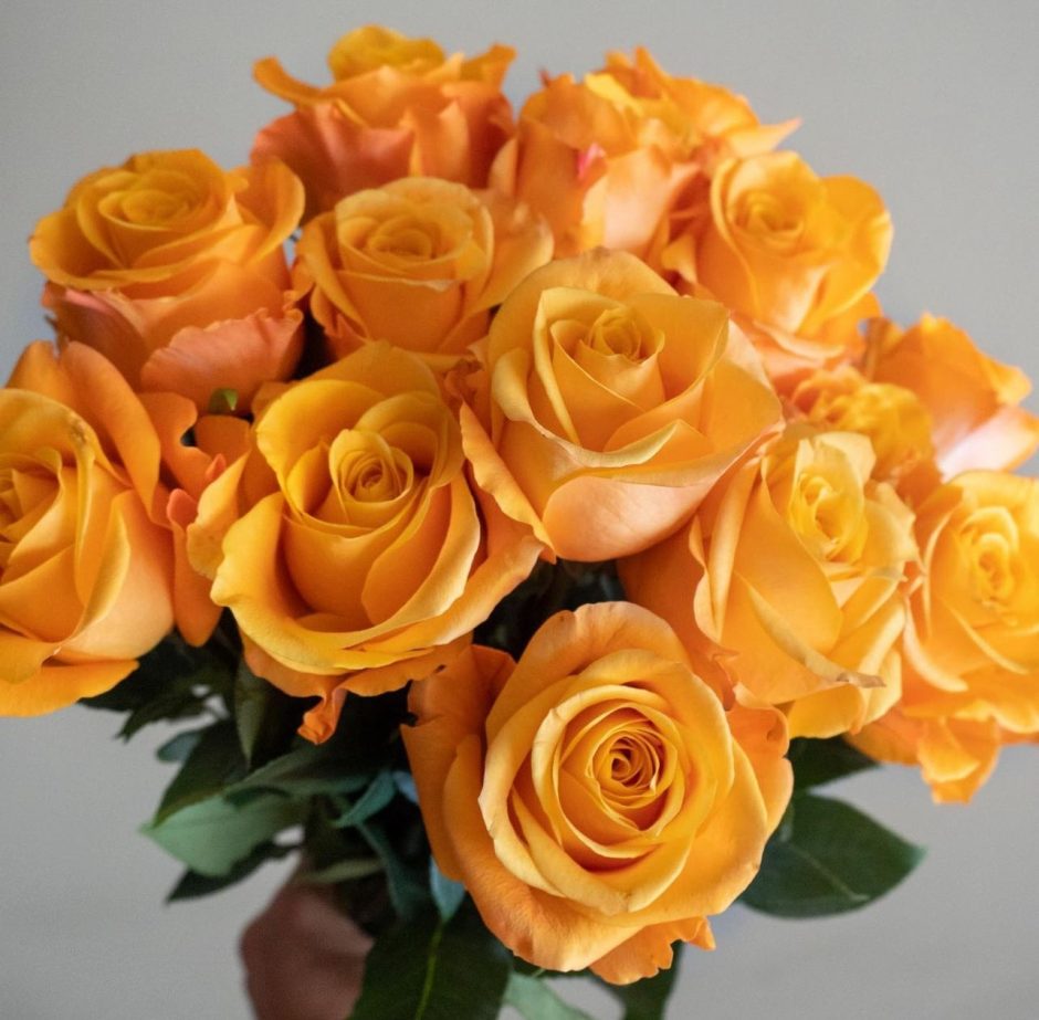 Embrace Color: Using Orange Roses in Your Wedding Bouquet